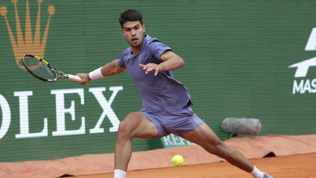 Carlos Alcaraz vuelve a la tierra batida en Montecarlo: "Lo he echado mucho de menos"