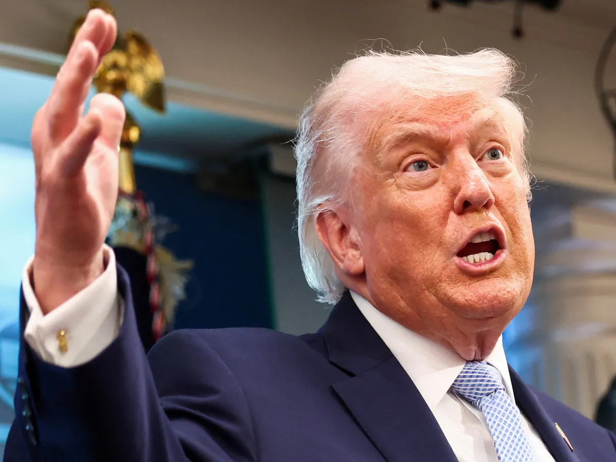 Iran war live: Trump warns of attacks as Hormuz deal deadline nears
