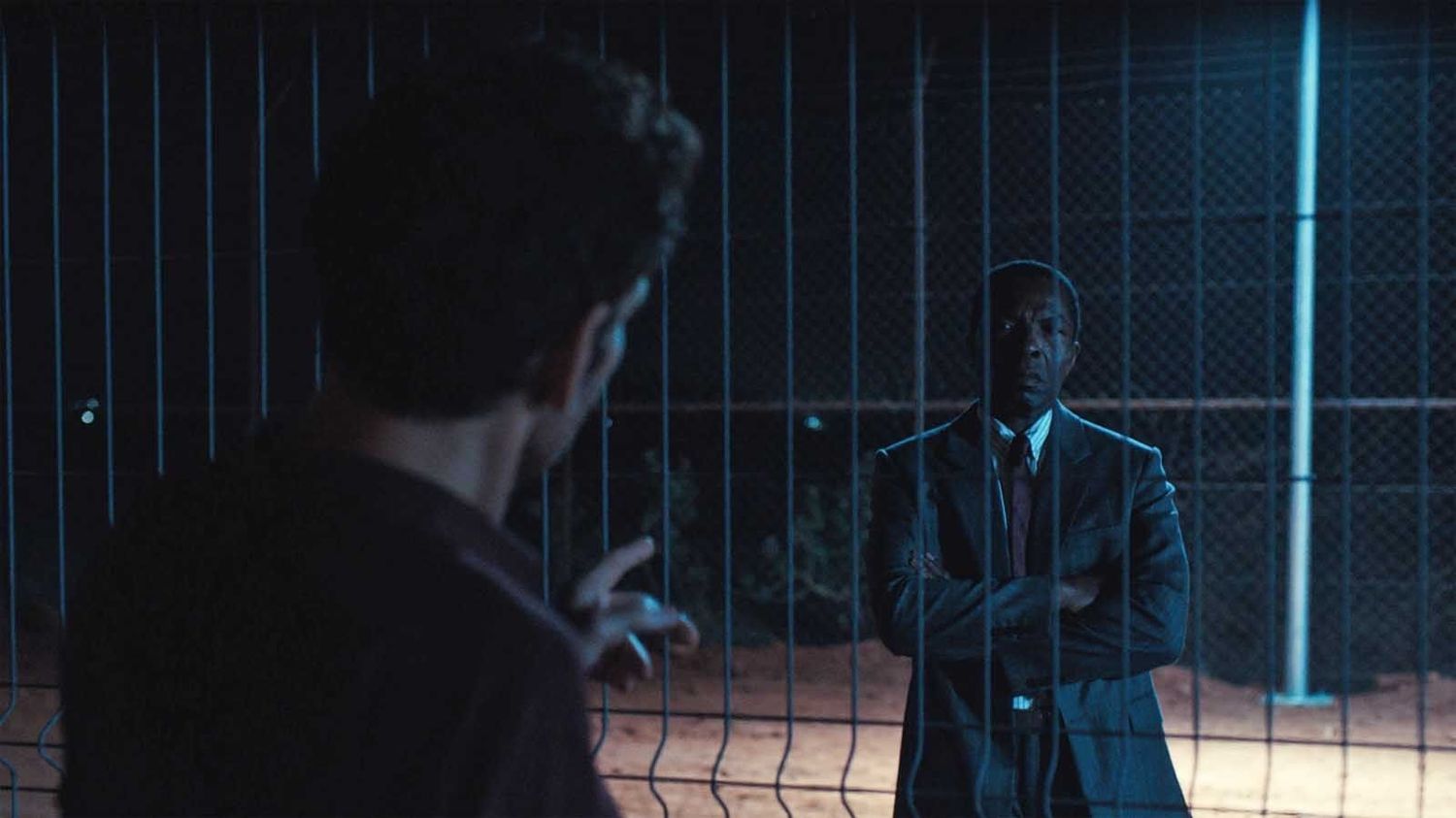 "Le Cri des gardes" : Isaach de Bankolé et Matt Dillon face à face dans un film en forme de tragédie antique signé Claire Denis