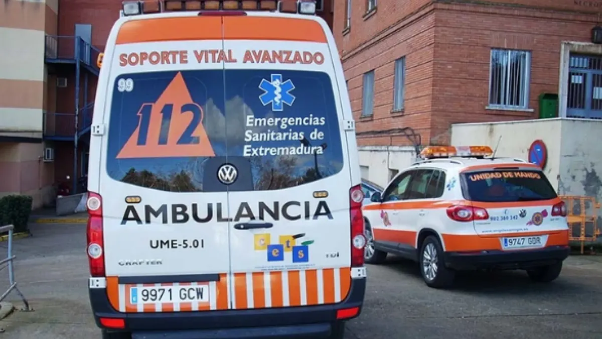 Tres muertos y un herido grave en una colisión de dos vehículos en Cáceres