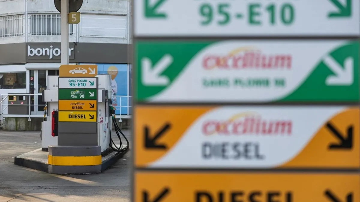 Hausse des prix des carburants : vers une taxe sur les profits des grands groupes énergétiques au niveau européen ?