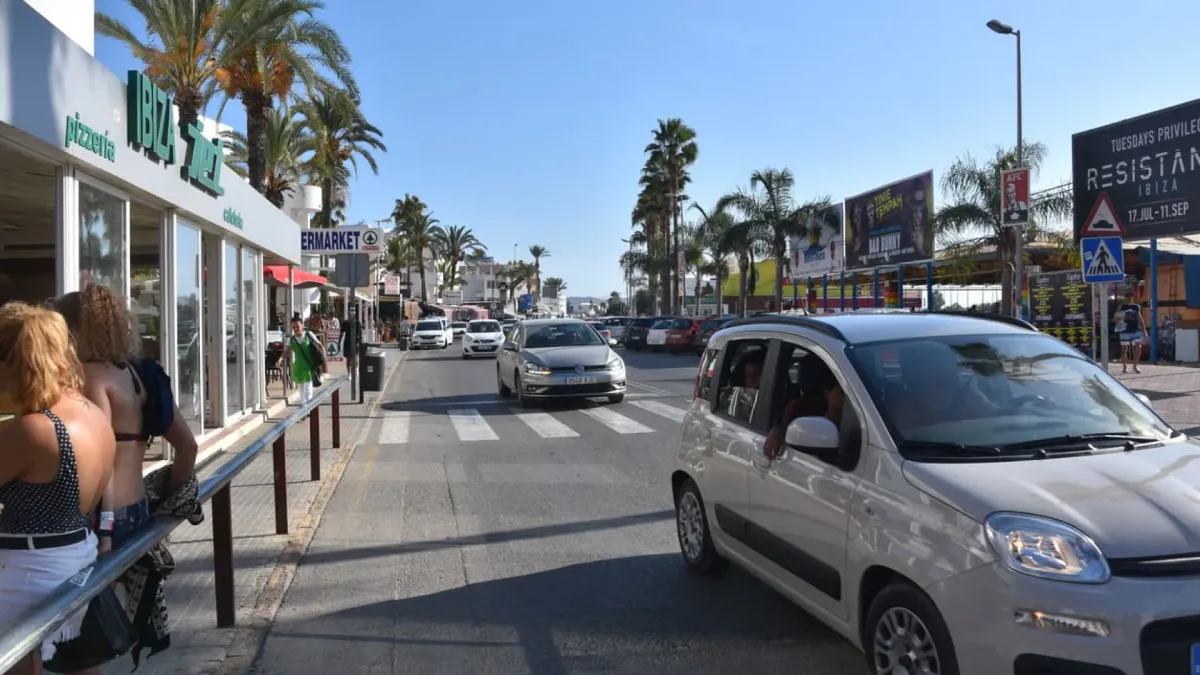 La multa de hasta 30.000 € por circular por unas islas españolas sin permiso