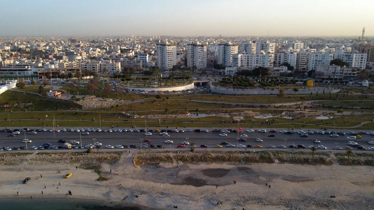 Libye: rencontre à Tripoli pour renforcer un «partenariat stratégique» avec l'armée soudanaise