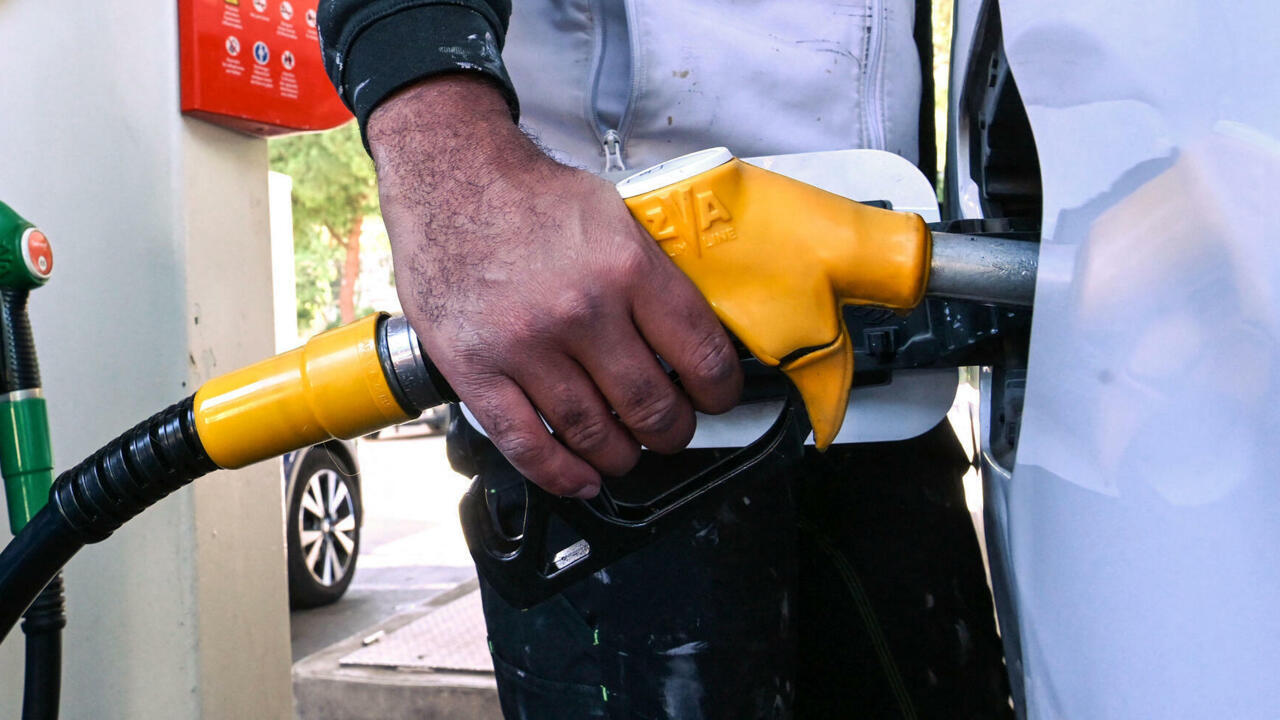 Les conséquences en France de la guerre au Moyen-Orient: le dossier explosif des carburants