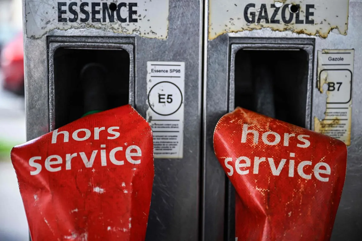 Prix des carburants : « environ 18 % » des stations-service en France en « rupture de stock » partielle après le week-end de Pâques, annonce le gouvernement