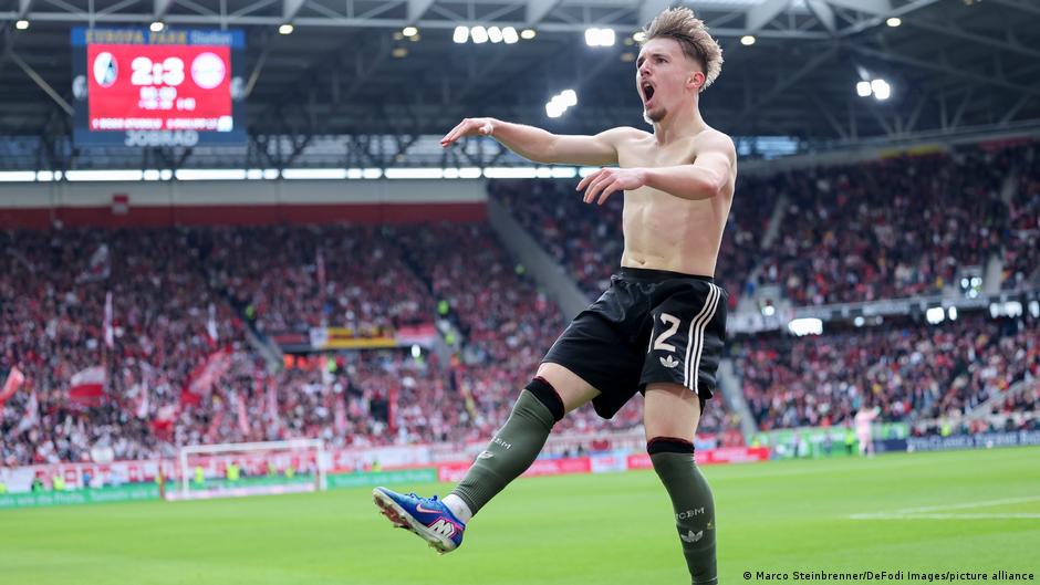 Fußball-Bundesliga: FC Bayern dreht irres Spiel in Freiburg