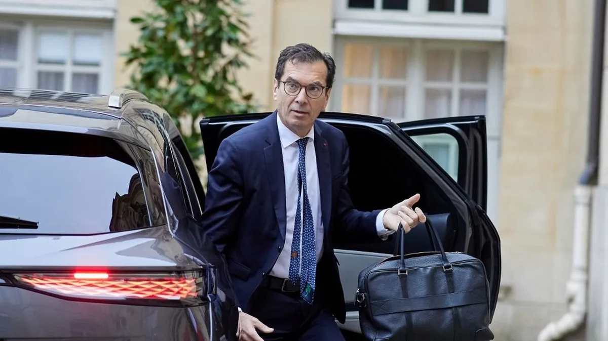 "Une trentaine" d'entreprises françaises ont eu recours au chômage partiel pour s'adapter aux conséquences de la guerre au Moyen-Orient, selon le gouvernement