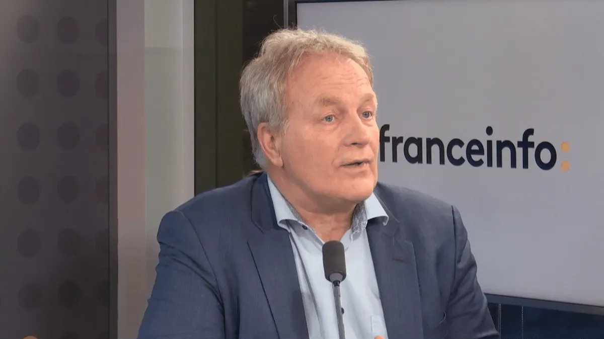 Prix des carburants : "les mesures qui s'appliquent à tout le monde" ne sont pas efficaces, selon le syndicaliste François Hommeril