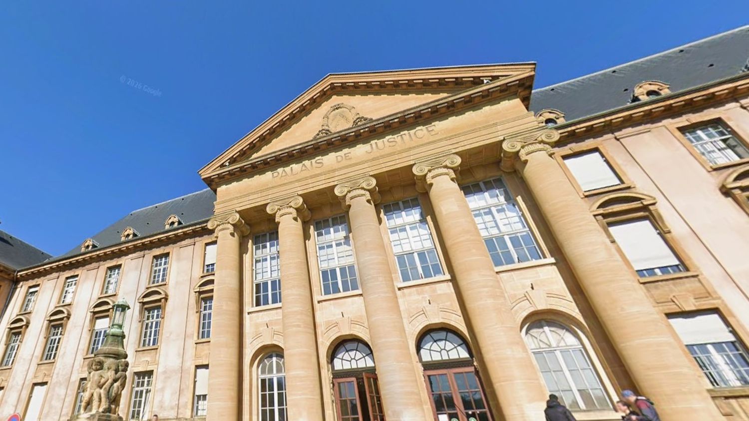 Un homme écroué après avoir blessé trois gendarmes lors d'un siphonnage de carburant en Moselle