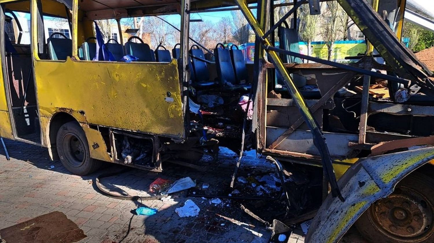 Quatre morts, dont un jeune garçon, dans des frappes russes en Ukraine