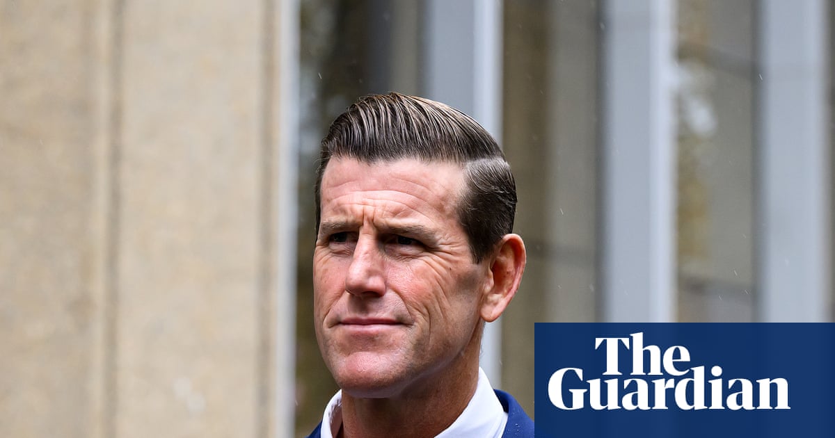 Pauline Hanson says she won’t ‘abandon’ Ben Roberts-Smith as Greens argue ‘no one should be above the law’