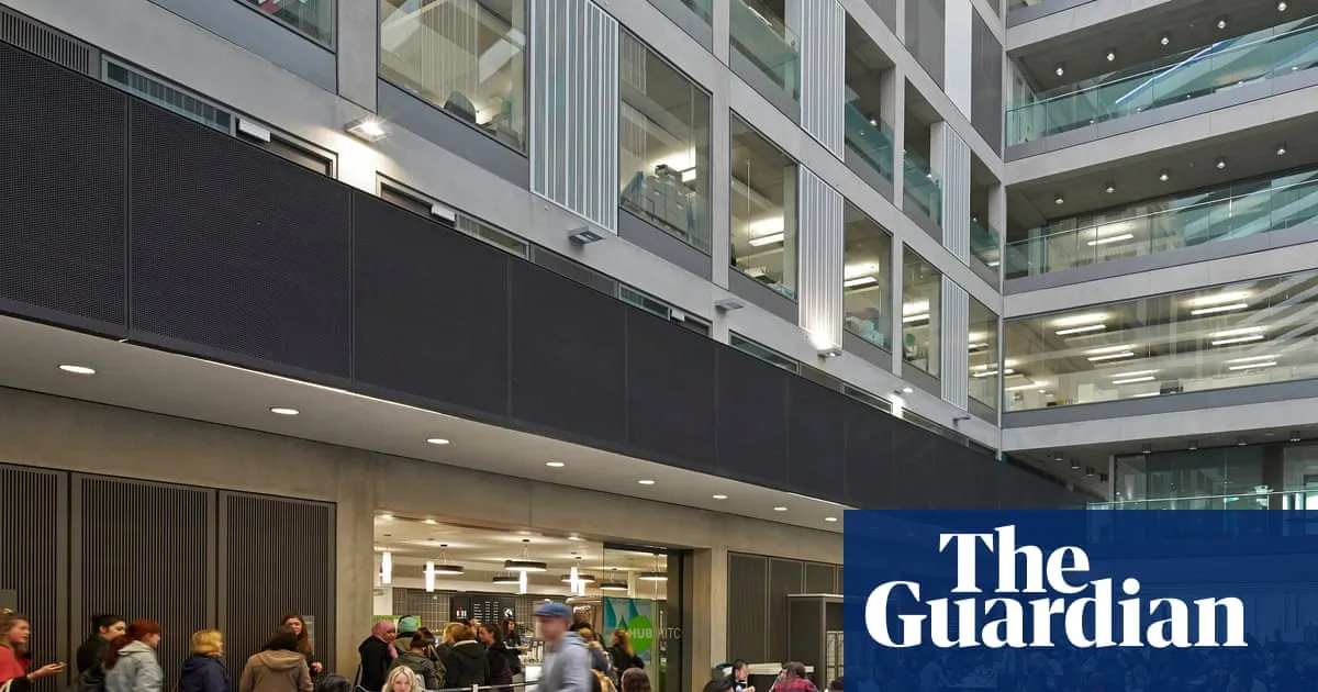 UK government caps student loan interest rates at 6% from September