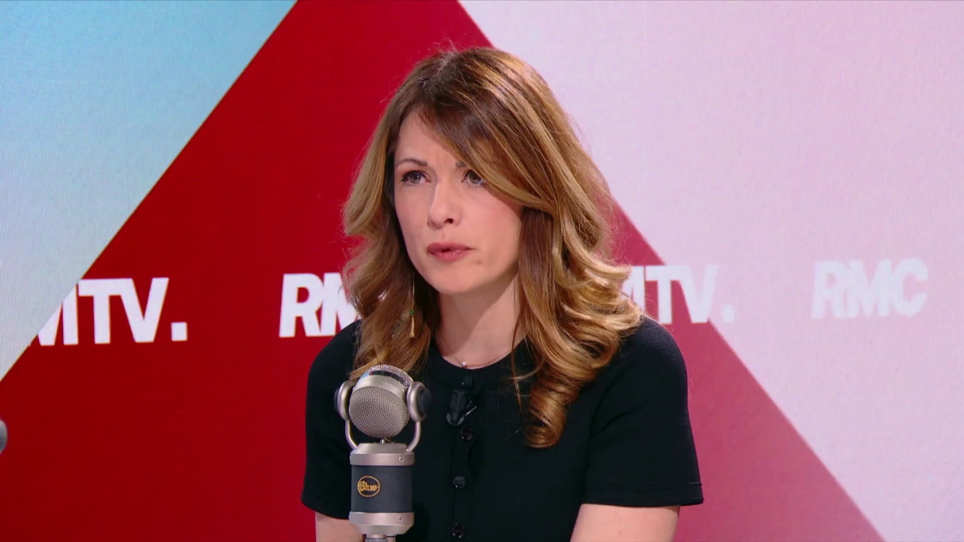 "Il n’y aura pas d’aide universelle" à la pompe comme en Italie: Maud Bregeon promet de nouveaux coups de pouce ciblés mais pas de blocage des prix du carburant