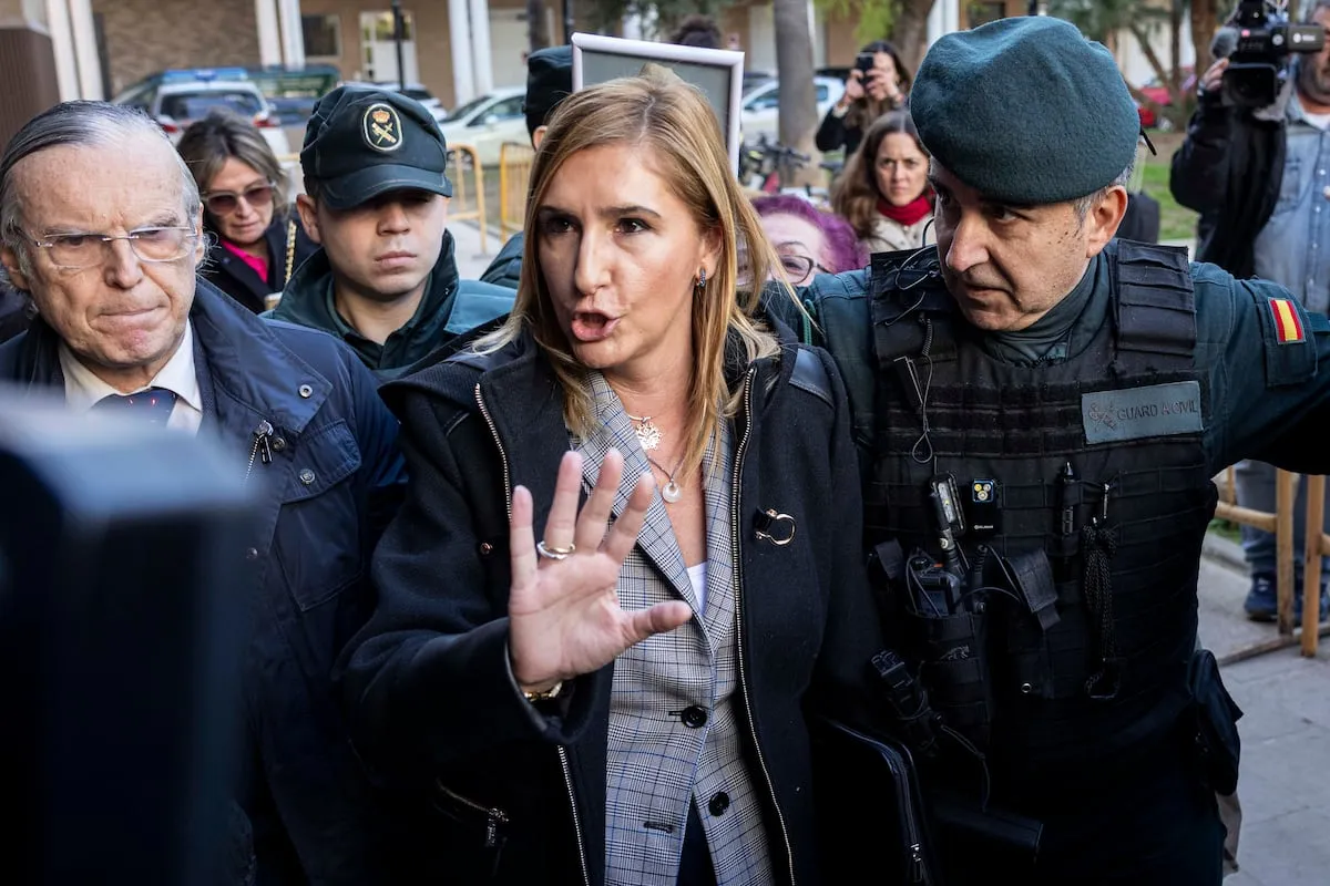 Salomé Pradas pide la transcripción literal de su declaración por la dana y su careo con Cuenca