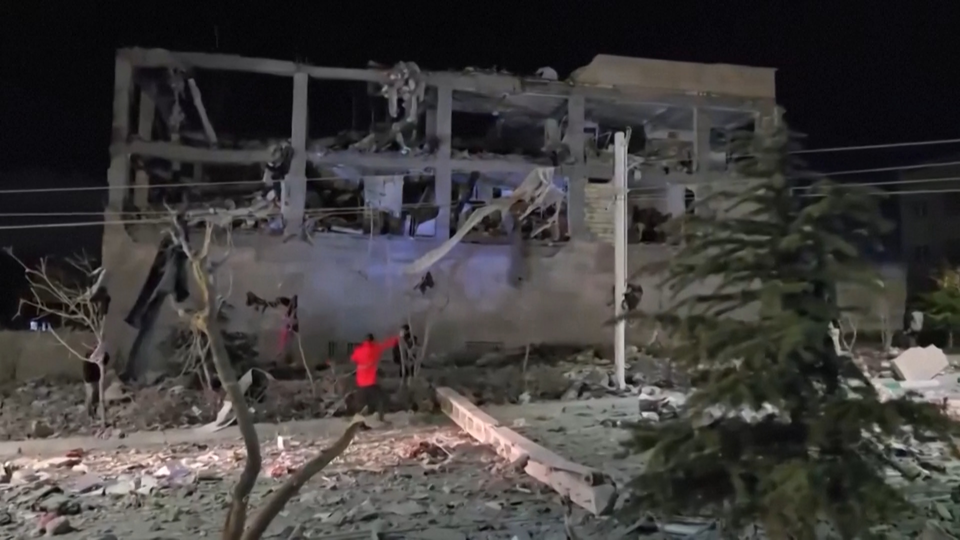 US-Israeli strikes destroy buildings in northern Iran