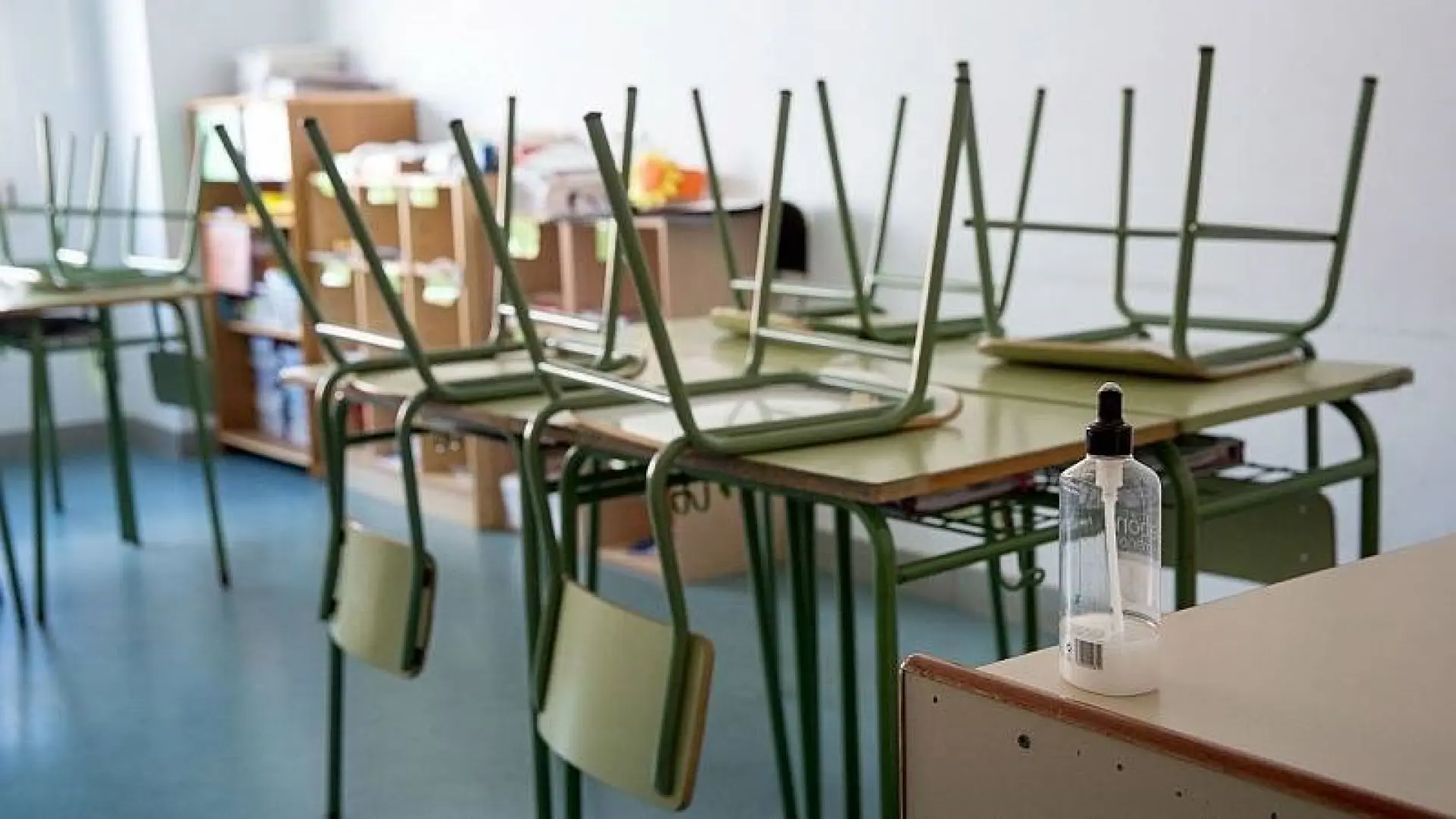 Un adolescente mata a su profesora de literatura en un colegio de Rusia