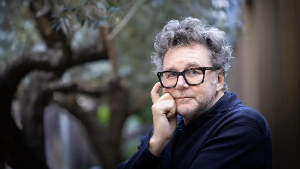 
                                                                                                       “John, con Tourette, solo quería una novia, pero era imposible: se acercaba a una chica y le escupía”
                                                                                                   
