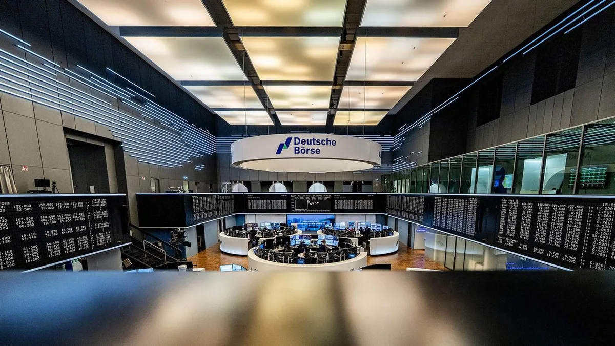 DAX unter Druck - Dividendenrekord in schwierigen Zeiten