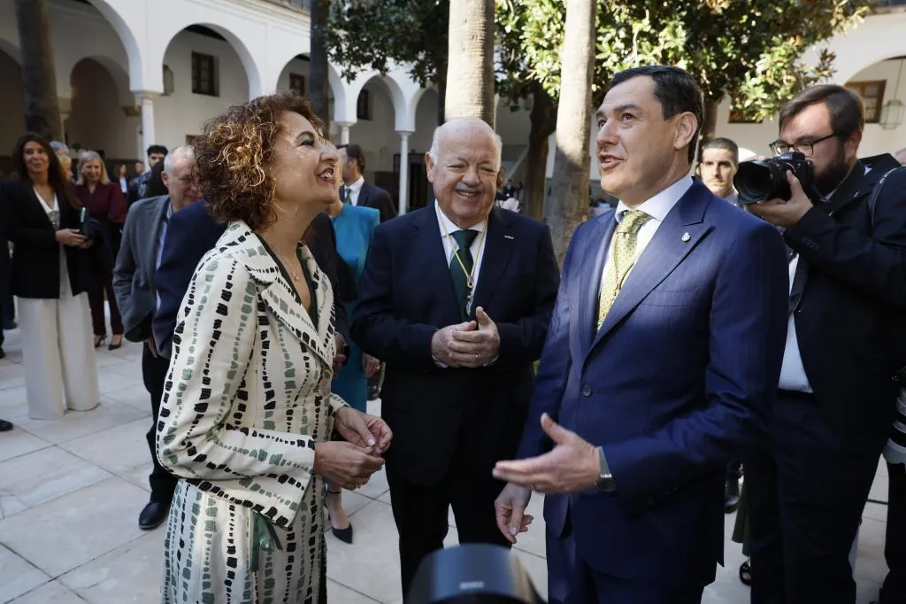 Tezanos sondea Andalucía antes del 17-M: la Junta gestionó mejor las inundaciones que el Gobierno central y Moreno bate a Montero