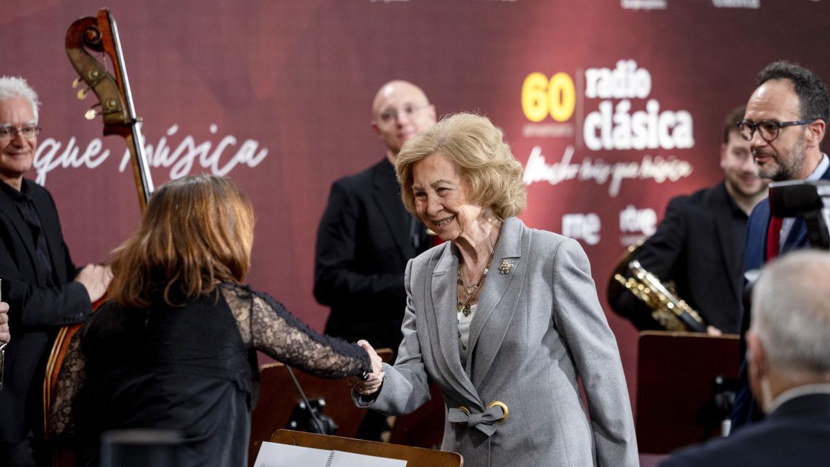 La reina Sofía comparte el aniversario musical de Radio Clásica