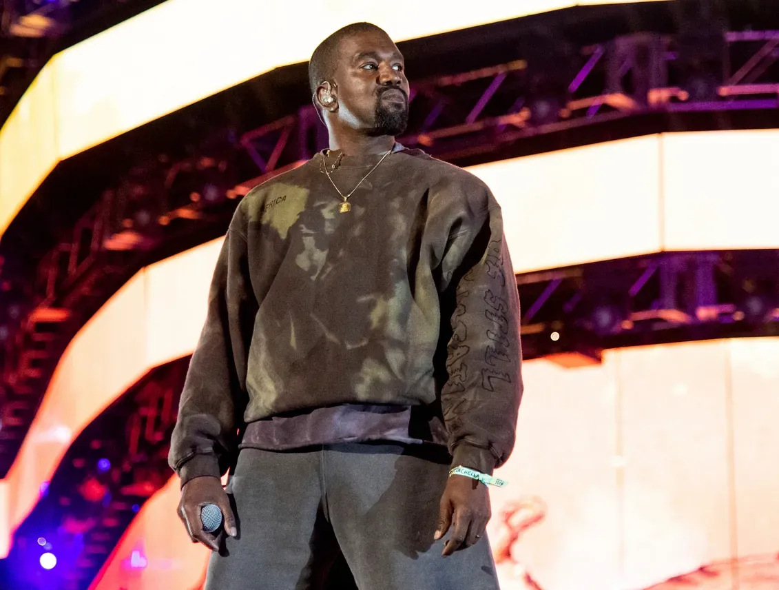 Reino Unido prohíbe la entrada al rapero Kanye West tras sus comentarios antisemitas