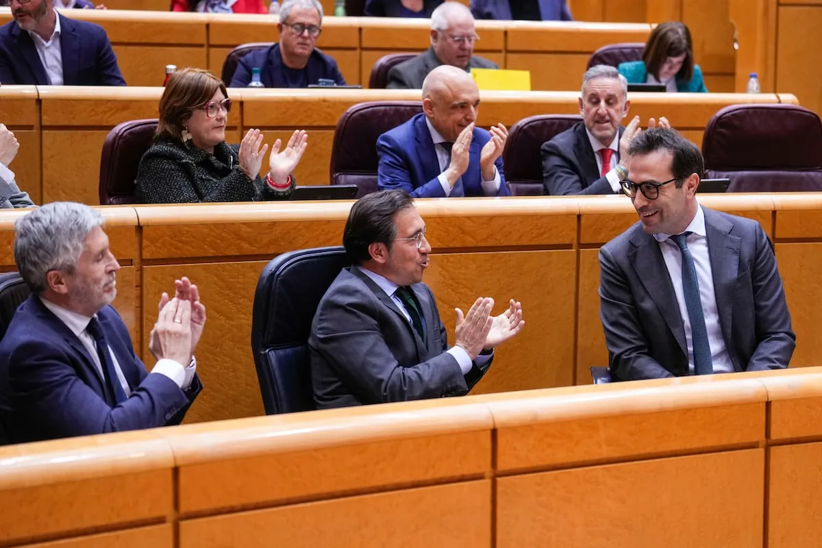 El vicepresidente Cuerpo se estrena ante un PP que lo identifica con la “sala de maquinas del sanchismo”