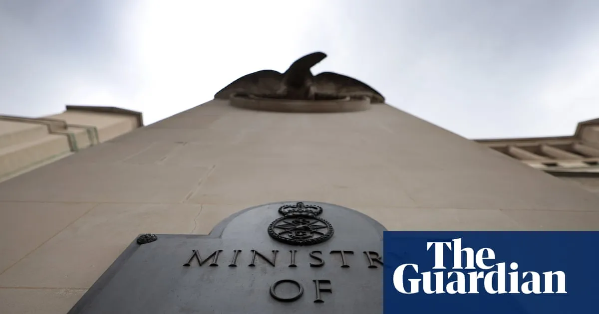 UK veterans ‘forced to resign’ for being gay launch legal action against MoD