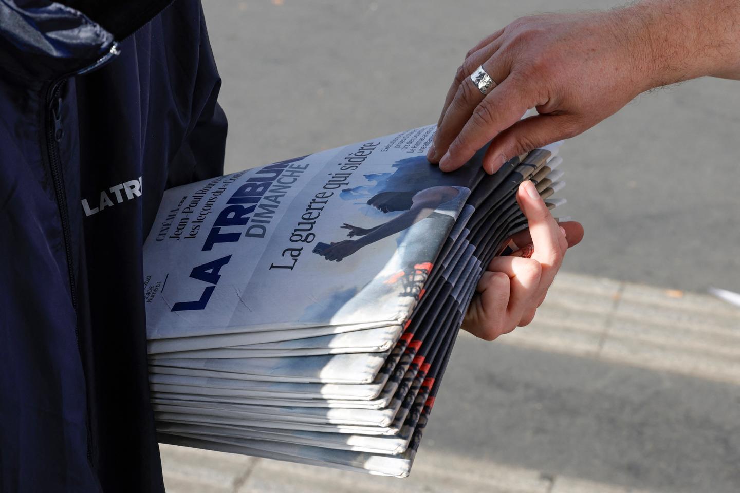 Plan social à « La Tribune » : les journalistes votent un préavis de grève reconductible