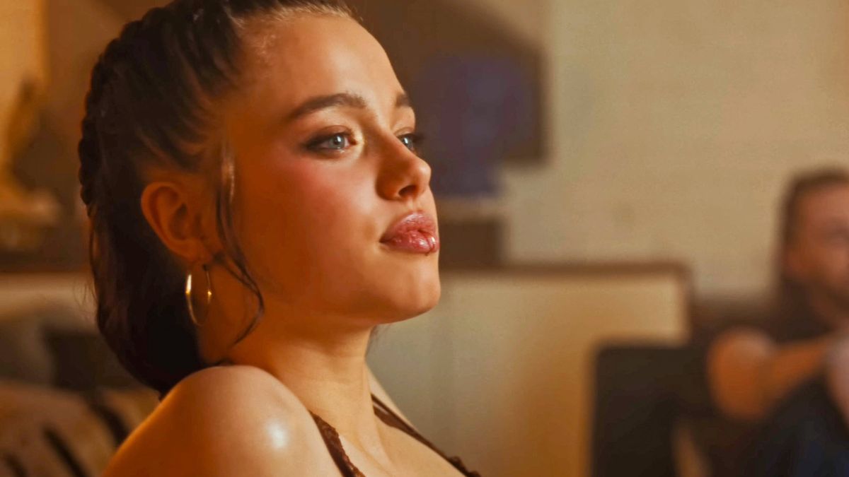 Tochter von Angelina Jolie und Brad Pitt: Shiloh Jolie tanzt jetzt zu K-Pop