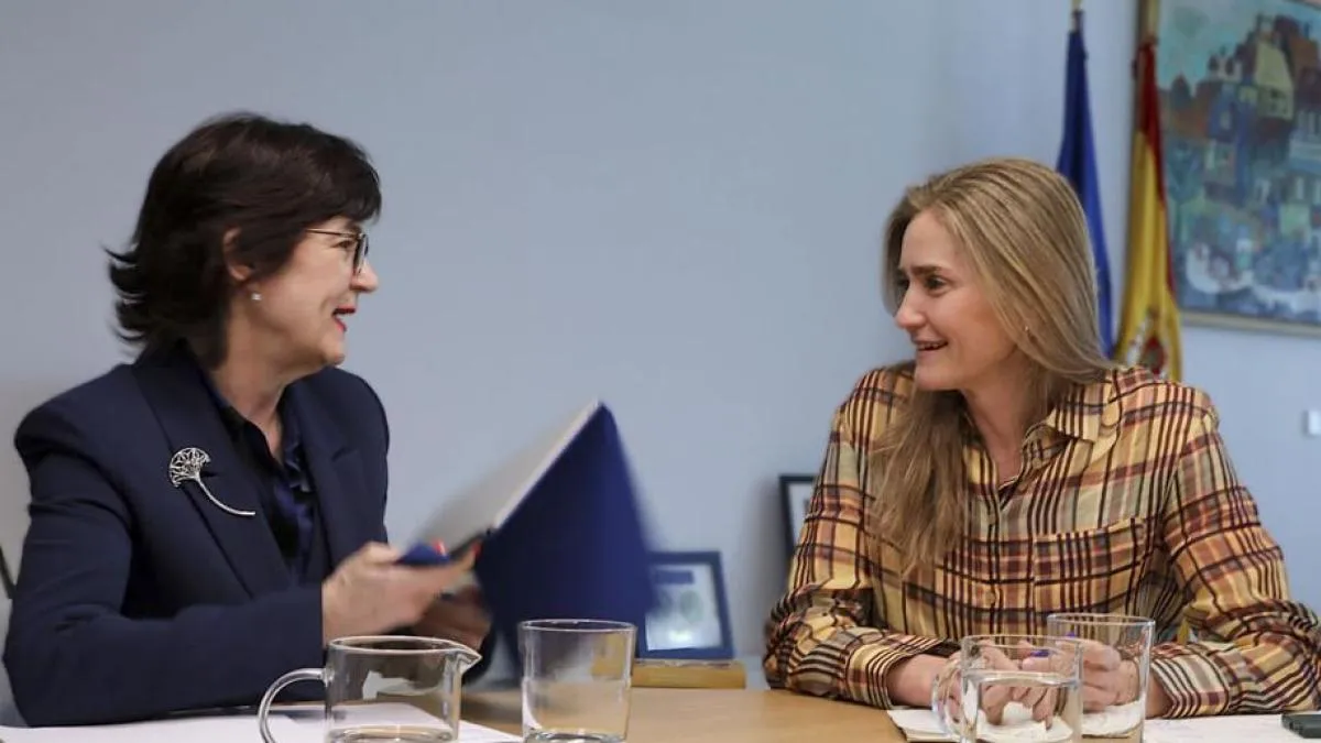 
                                                                                           Sara Aagesen y Cani Fernández analizan el impacto de la guerra de Irán en los consumidores
                                                                                       