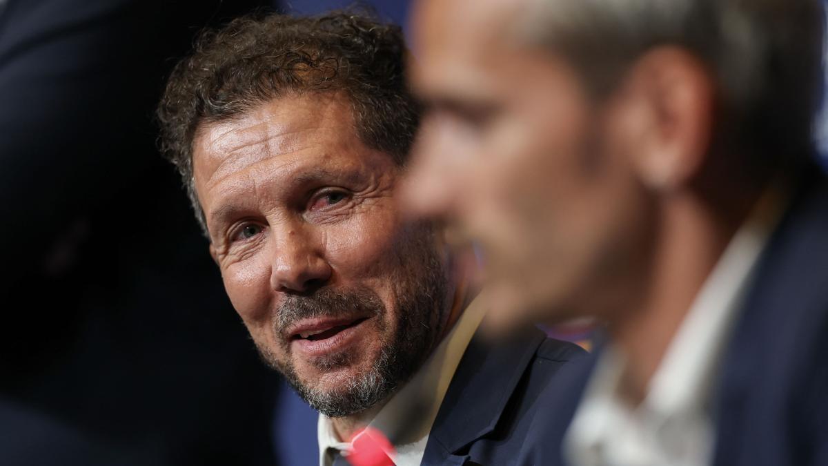 
                                                                                                            Simeone: “El Barça no tiene problema de hacer tres goles cuando recibe un gol”
                                                                                                        