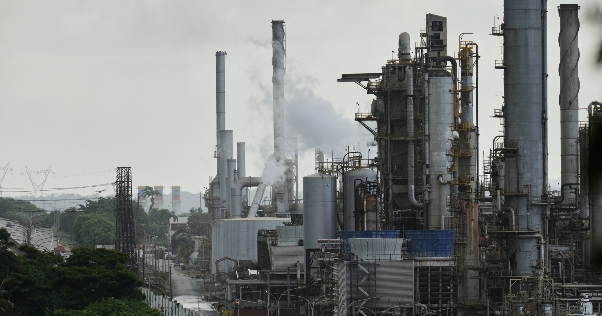 Trump’s bid to commandeer Venezuela’s oil sector faces hurdles, experts say