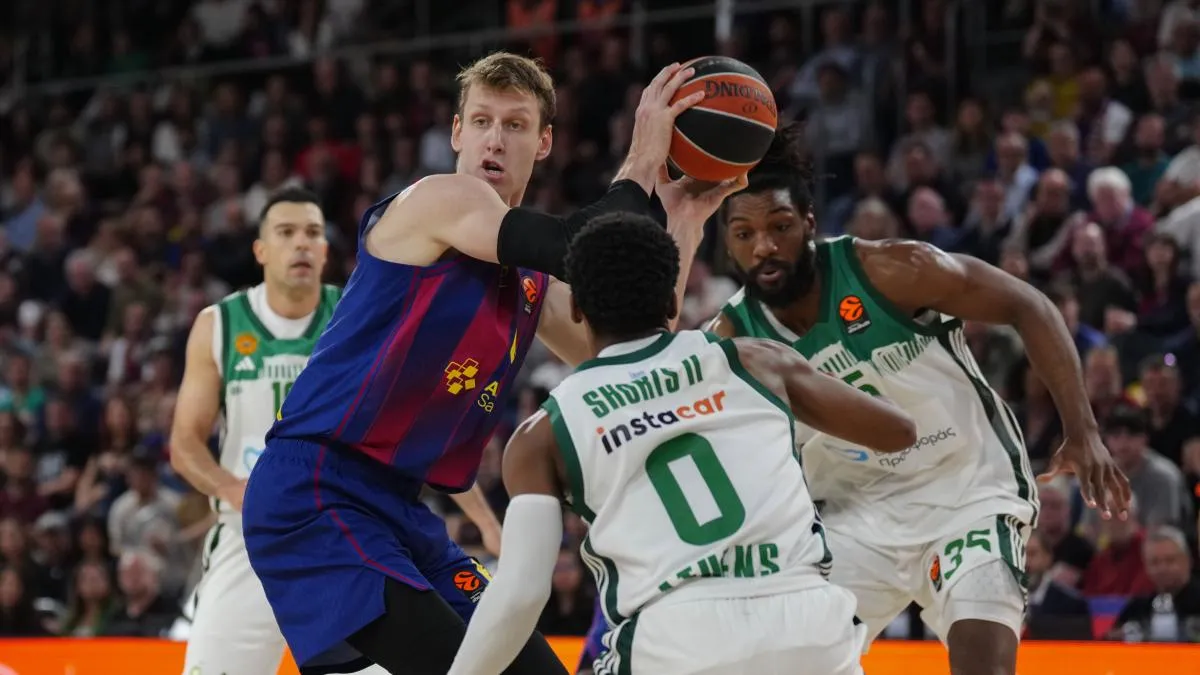 
                                                                                                         Otro desastre del Barça, que ya pende de un hilo
                                                                                                     