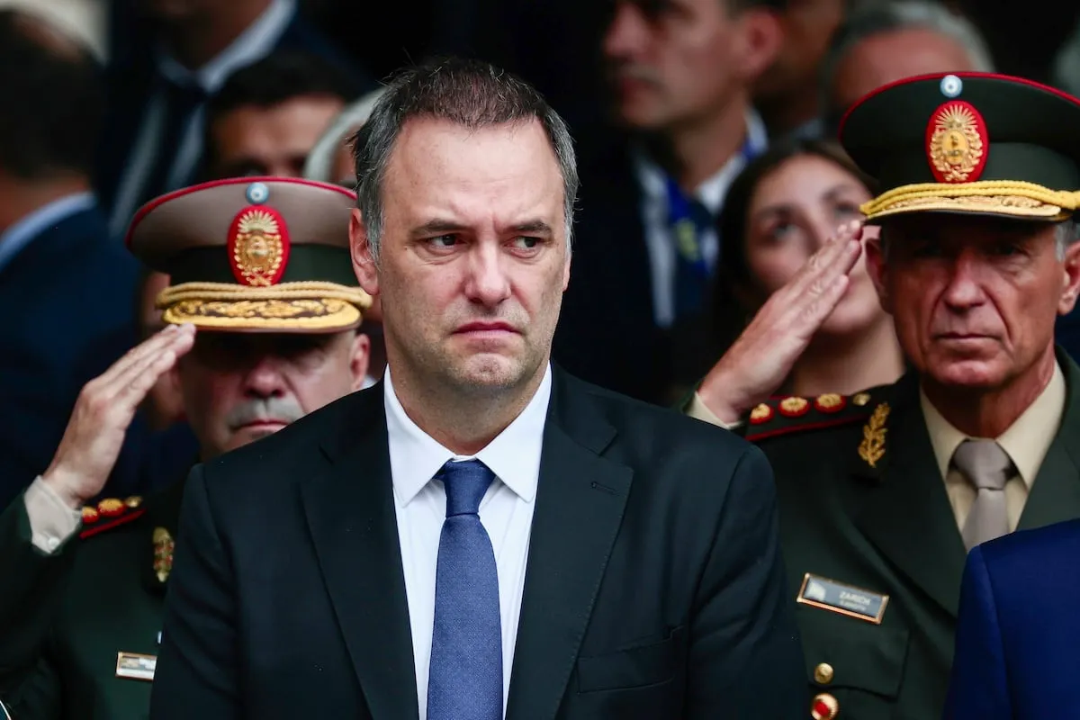 Manuel Adorni, el portavoz de Milei enmudecido por los escándalos que lo acechan 