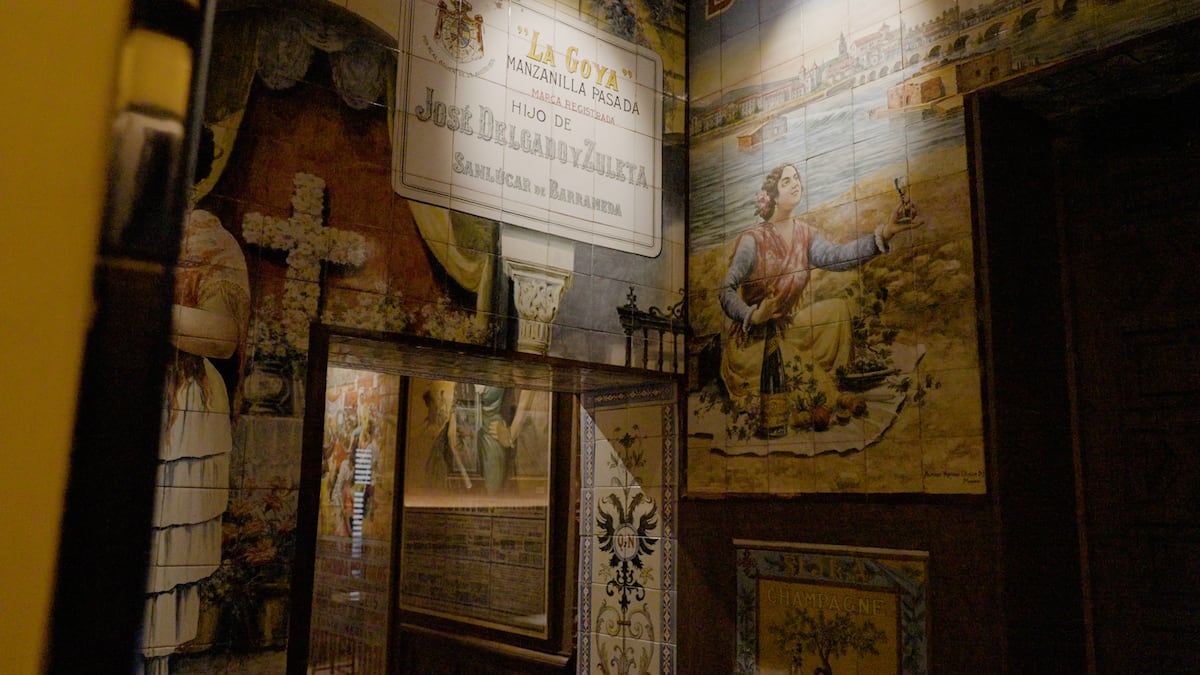 Reabre Los Gabrieles, ‘La capilla sixtina del azulejo’ tras más de 20 años cerrada en Madrid