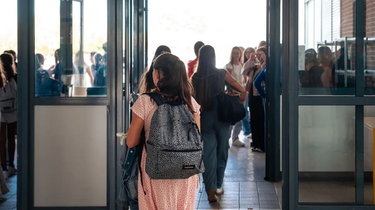 La France devrait perdre 1,7 million d'élèves d'ici 2035, une "vague sismique" selon le ministre de l'Education nationale