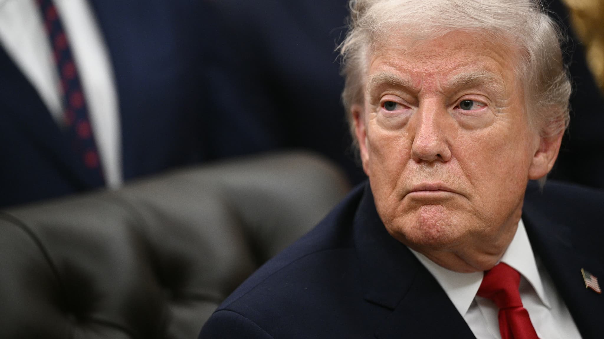 "On va rester dans le coin": Donald Trump annonce que les États-Unis vont aider à mettre fin à la congestion dans le détroit d'Ormuz