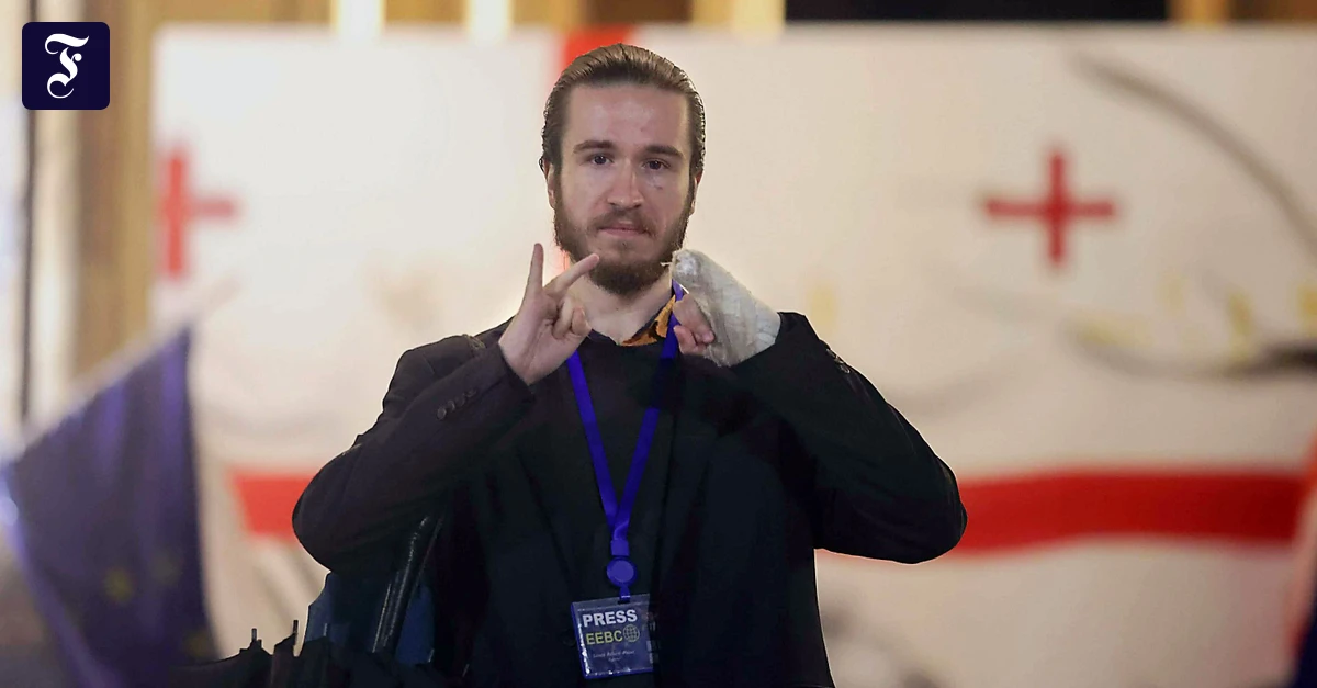 Zum Verhör ins Konsulat: Beistand à la Orbán