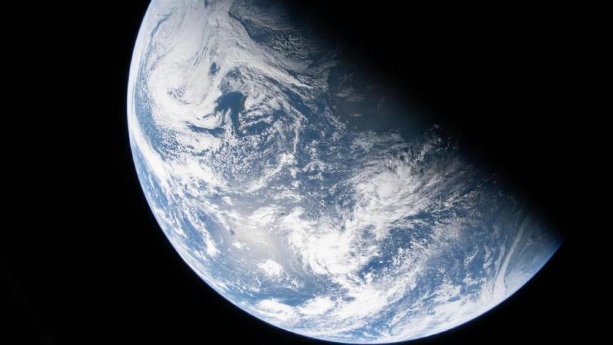 
                          Orión abandona la gravedad lunar y comienza el viaje de vuelta a la Tierra
                      