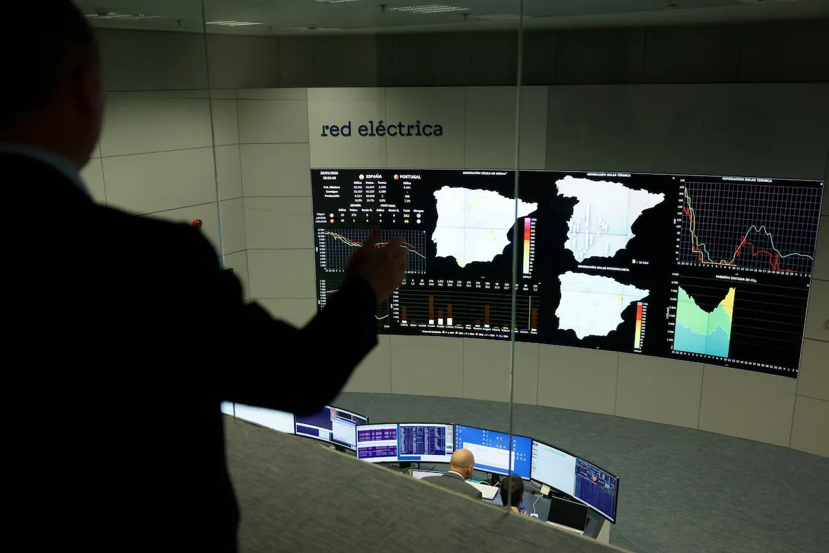 “En algún momento nos la damos igual seguro”: nuevos audios entre Red Eléctrica y empresas revelan problemas semanas antes del apagón 