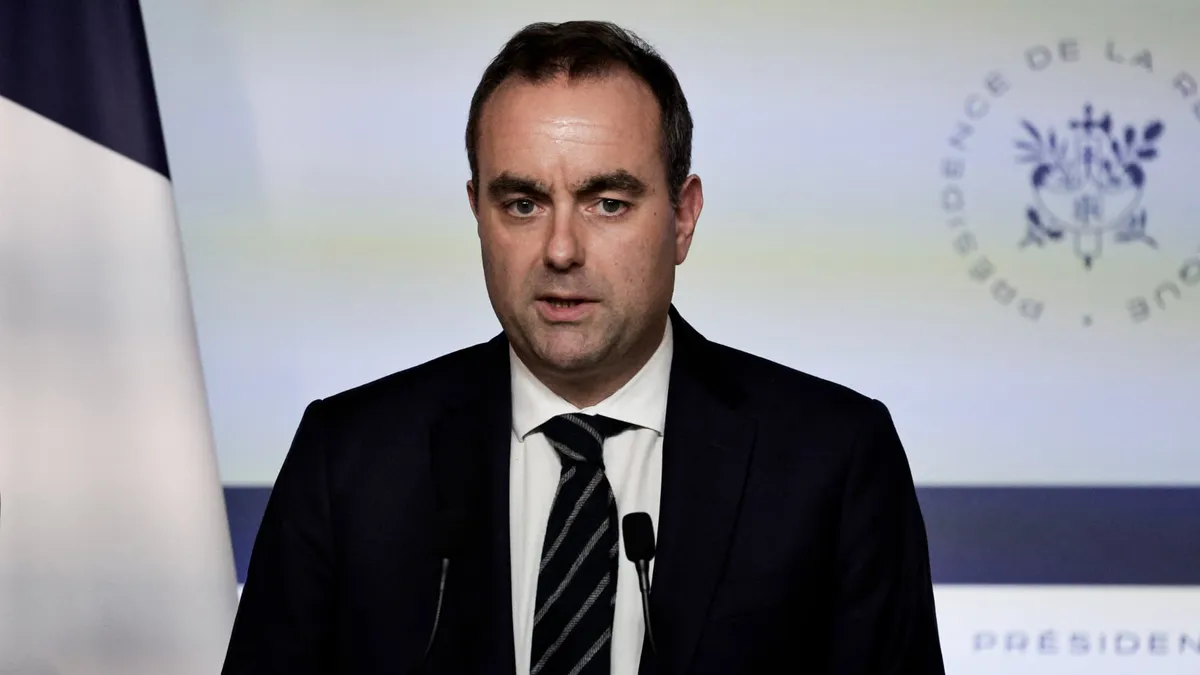 "Un plan de contrôle sera déclenché": Sébastien Lecornu assure que le gouvernement "veillera" à ce que les prix des carburants baissent "aussi vite qu'ils sont montés"