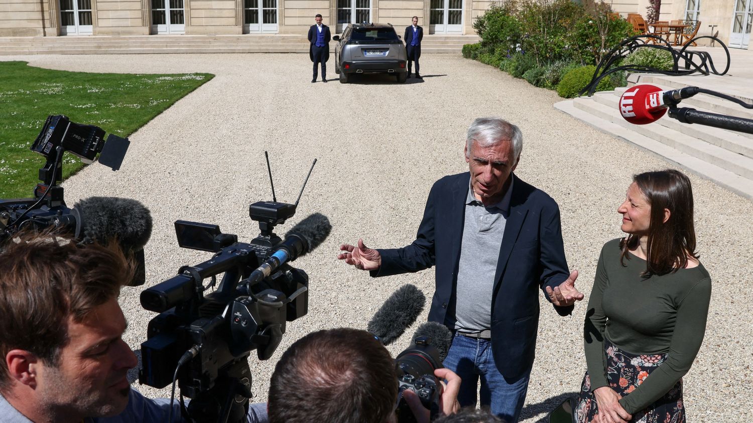 "Nous avons vécu l'horreur quotidienne et l'arbitraire permanent" : découvrez la première prise de parole de Cécile Kohler et Jacques Paris après leur libération