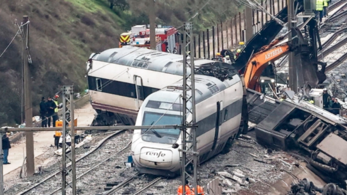 
                         La Guardia Civil concluye que la vía de Adamuz se rompió el día antes del accidente
                     