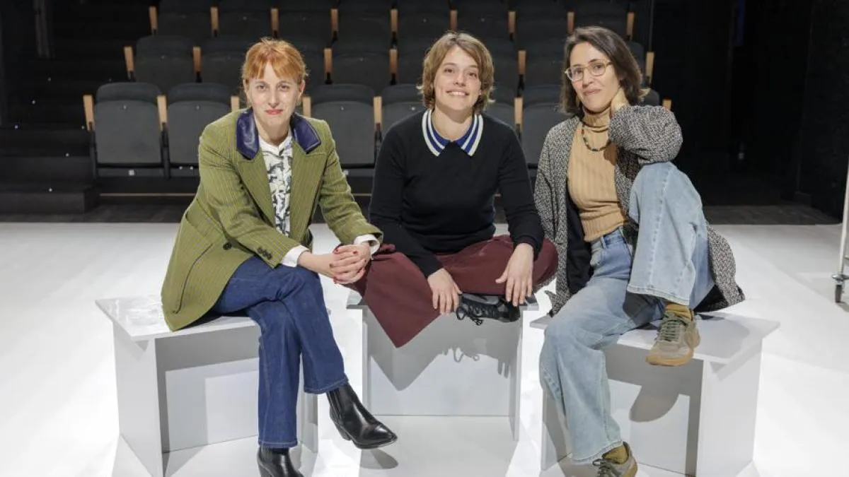 
                                ‘Permagel’, de Eva Baltasar, se estrena en versión teatral, dirigida por Victoria Szpunberg
                            