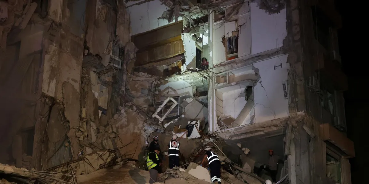 EN DIRECT, guerre au Moyen-Orient : au Liban, au moins 254 personnes ont été tuées dans des frappes israéliennes mercredi ; les gardiens de la révolution iraniens menacent de répliquer