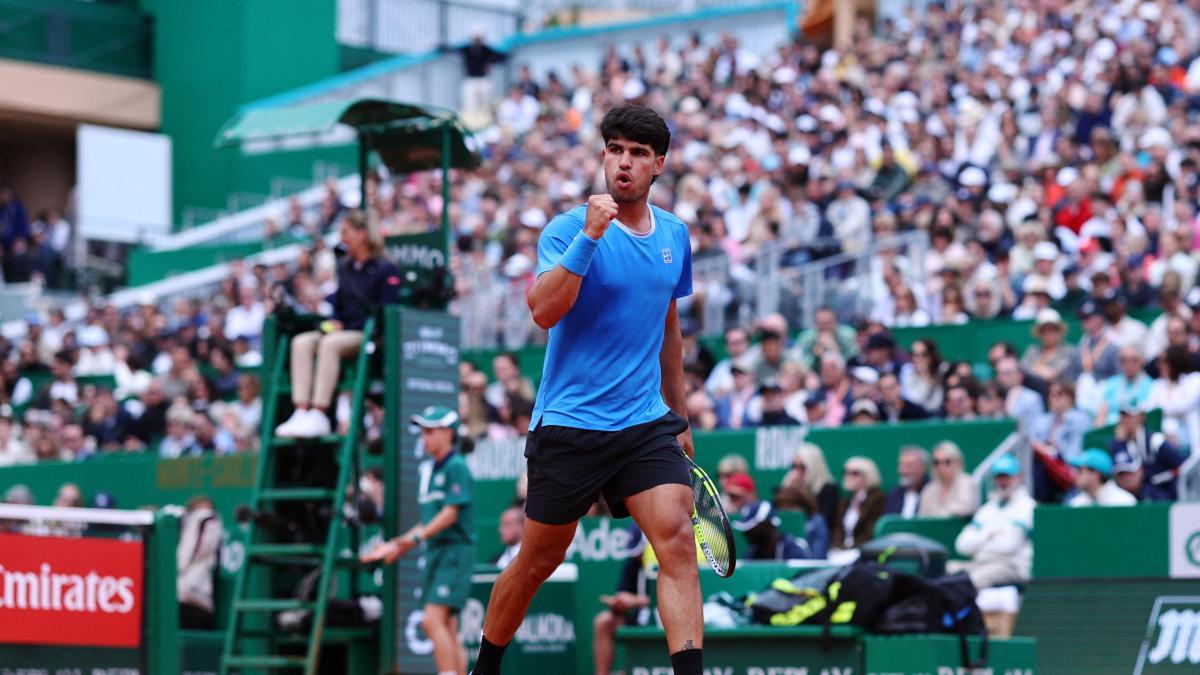 
                                                                                                             Etcheverry se cita con Alcaraz y Machac con Sinner en octavos de Montecarlo
                                                                                                         