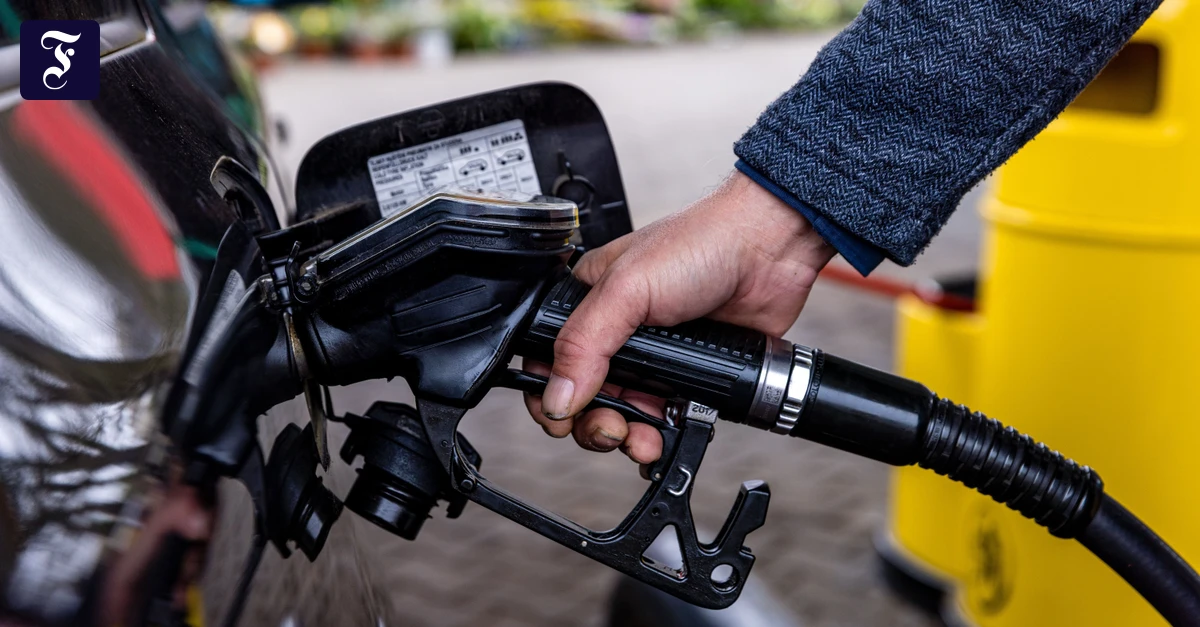 Tankstellenpreise: Welche Autofahrer spüren wirklich die höheren Preise an der Zapfsäule?