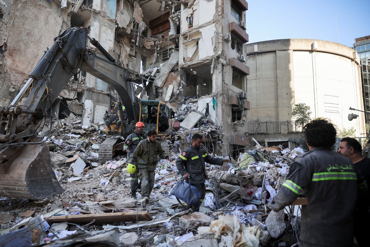 Última hora de la guerra de Estados Unidos e Israel contra Irán, en directo | Trump amenaza con una ofensiva “más fuerte” si falla el acuerdo con Irán y anuncia que las tropas seguirán desplegadas en la región 