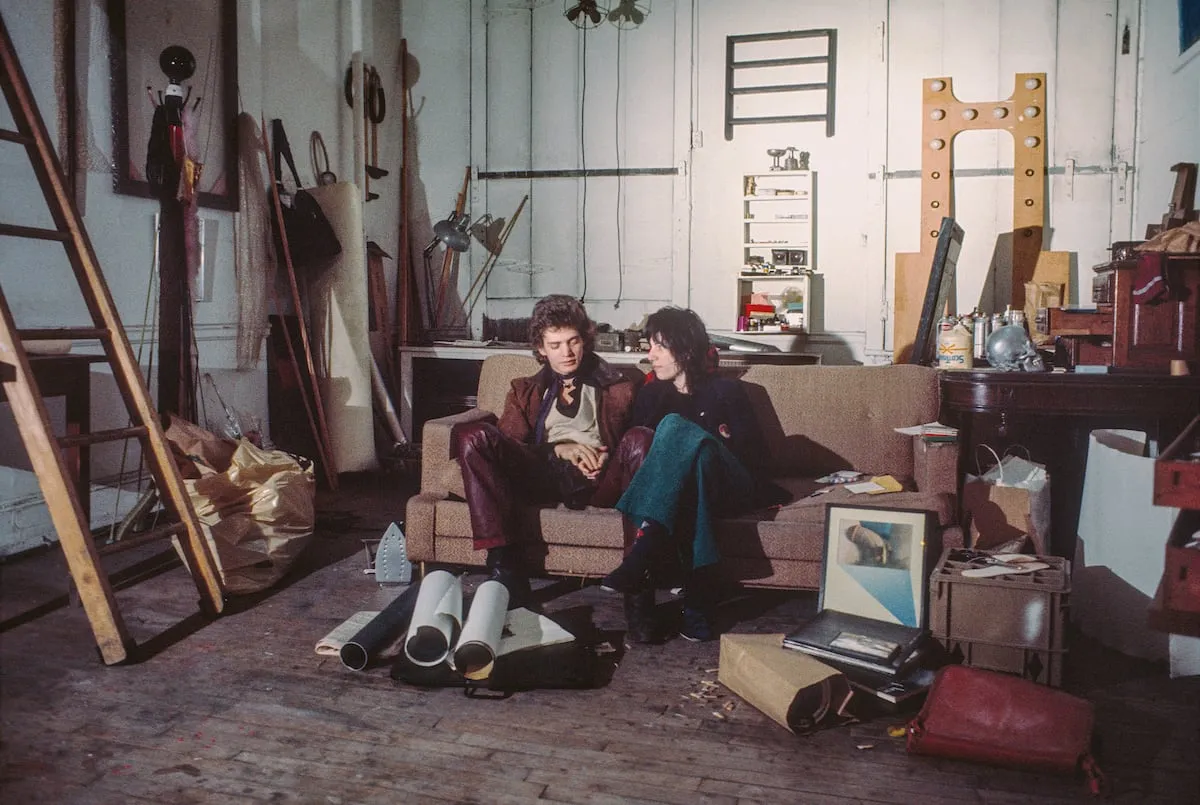 Una puerta abierta a las habitaciones de Patti Smith, Robert Mapplethorpe y otros residentes del legendario Hotel Chelsea