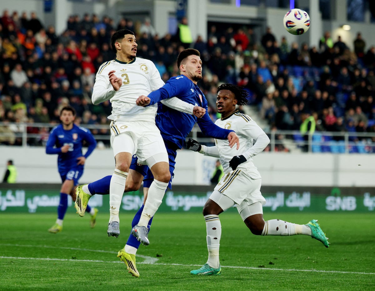 Luka Jovic renace de sus cenizas en el AEK griego y amenaza al Rayo